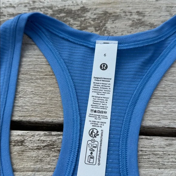 Lululemon Swiftly Tech Racerback Tank Top
Pool Party blue size 6 NWT - Picture 6 of 7